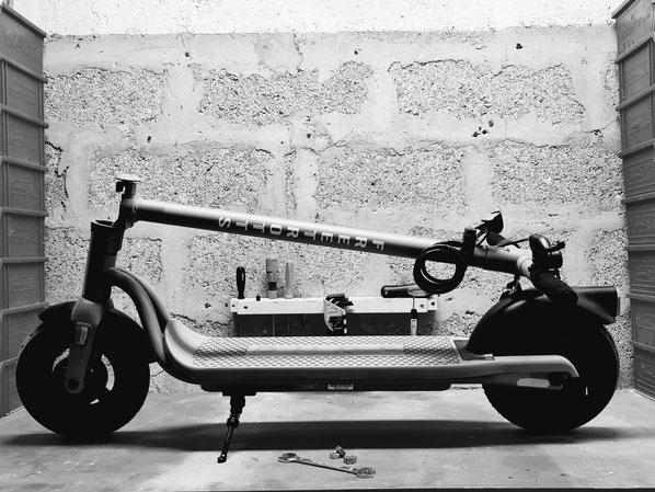 Location de trottinettes électriques-réparation-entretien-contact-nous joindre-nous contacter-scooter