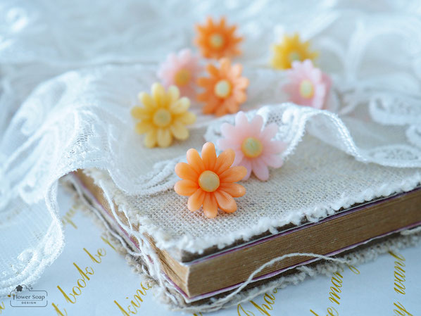 手作り石けんショップ　お花の石けん　フラワーコンフェティソープ
