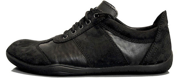 Flacher Barfußschuh aus schwarzem Leder Testsieger