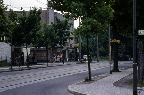 Ansicht der Roma-Lichtspiele in den 1950er Jahren.