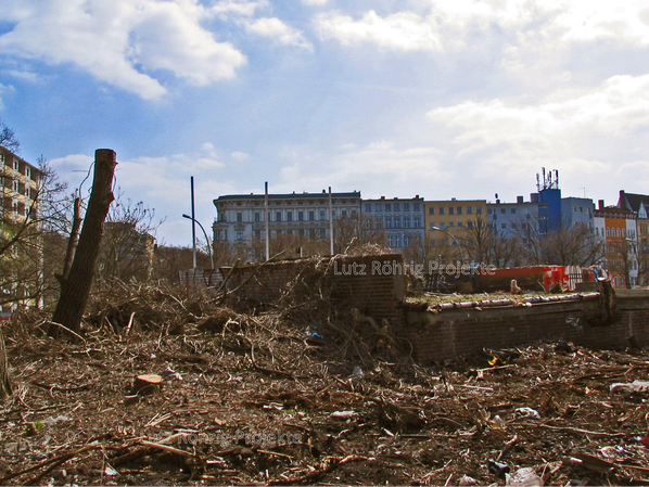 Zollpackhof der Anhalter Bahn, Berlin, Yorckstraße. Letzte Reste der Gleisseite.