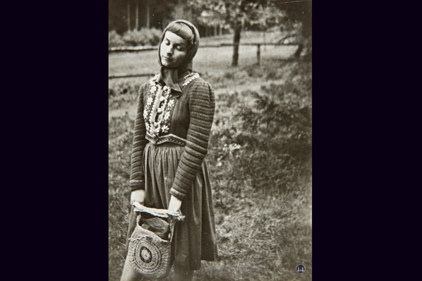 Kunststiftung Ruth Baumgarte. Lortzingclub in Berlin - Lichtenrade. Fotografie der Ruth Baumgarte 1945.