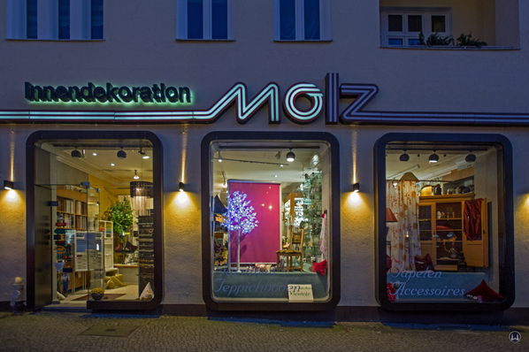 Molz Raumdesign Berlin an der Ecke zur Kaiserstraße in Tempelhof