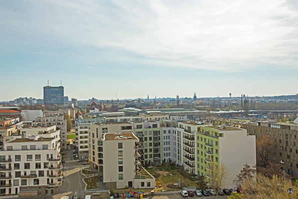 Dach der Lützowstraße. Postscheckamt, Flughafen Tempelhof