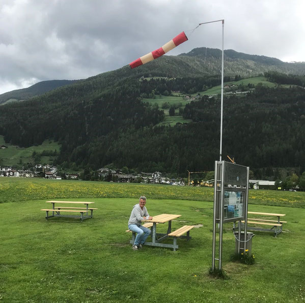 Landeplatz Sand in Taufers mit >InfoTafel<