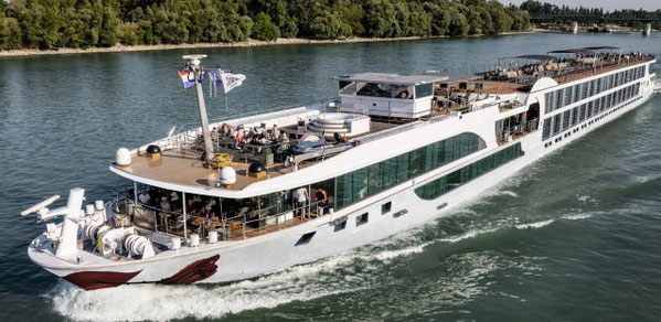 Flusskreuzfahrtschiff A-ROSA ALEA auf dem Rhein 2026 