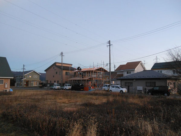 大町の家Ⅱ　大町市　新築工事　長野県松本市安曇野市の建築家　建築設計事務所　現場監理　住宅設計　設計監理　野地板