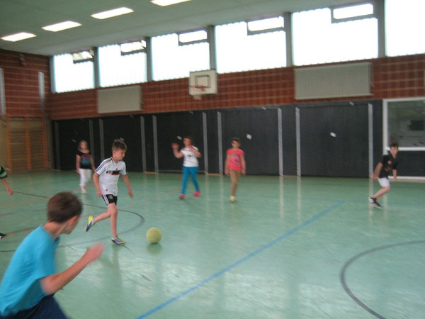 Elegant wird der Ball "geführt".t