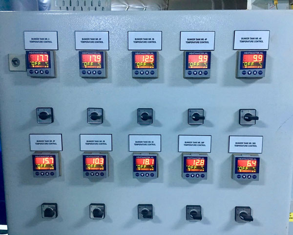 Jumo, electric temperature controller, switch box