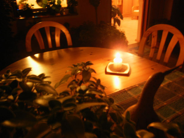 ... und hier die Meditationen am Abend in der Gruppe. Auch beim Heifasten sitzen wir hier zusammen.