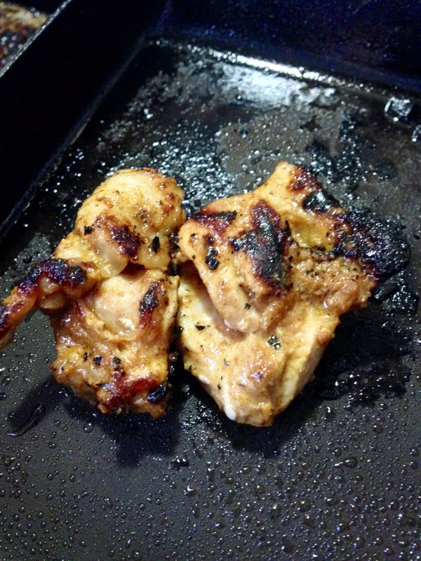 焼き上がったタンドリーチキン(^_^;)ちょっと焦げた💦💦