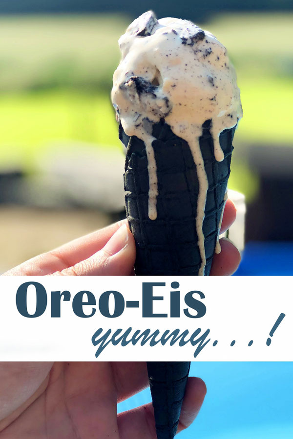 Oreo Eis selbst gemacht, entweder mit selbst gemachtem Eis mit und ohne Eismaschine oder einfach mit Vanilleeis aus dem Supermarkt, vegan möglich, z.B. Thermomix