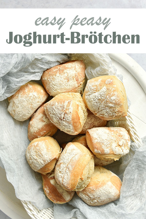 Joghurtbrötchen über Nacht, easy peasy, kinderleicht. Teig nur mixen, dann ruhen lassen, danach nicht mehr kneten, sondern einfach nur noch Teiglinge abstechen und backen, Thermomix, vegan möglich