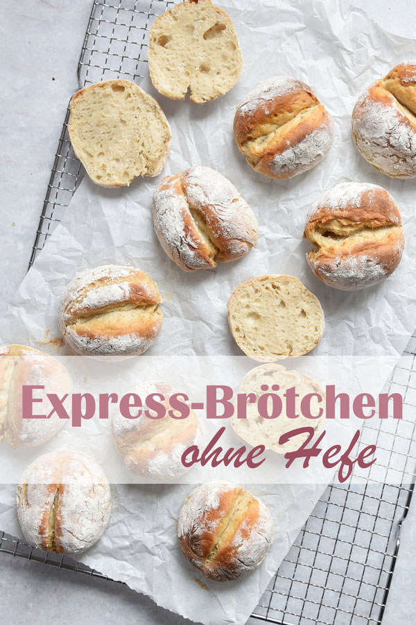 Express-Brötchen ohne Hefe mit Backpulver, ohne Gehzeit, wenn es mal richtig schnell sein muss, mit einem Anteil Roggenmehl, Teig aus dem Thermomix