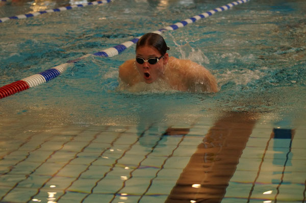 Tim Lange schaffte beim Schwimmtreffen gleich fünf Siege. Foto: Imke Grantz