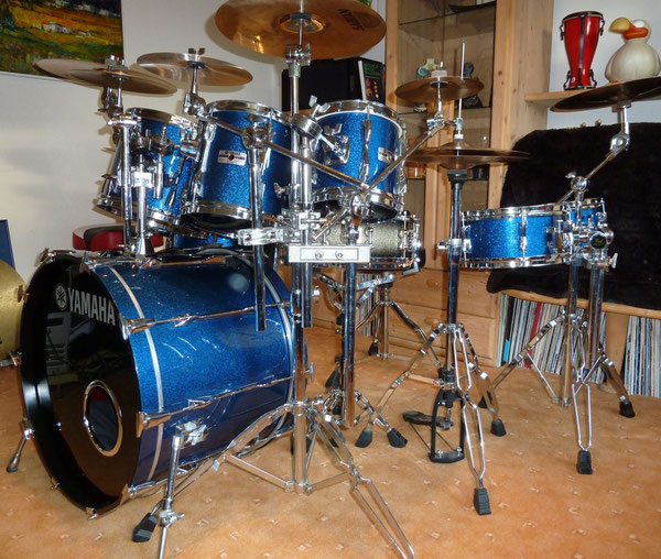 Yamaha 9000er Recording 90er Jahre 22" 8" 10" 12" 14" 15" rewrapped in Blue Sparkle