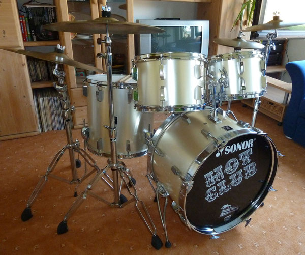 Sonor Champion in Metallic Silver  22" 12" 13" 16"