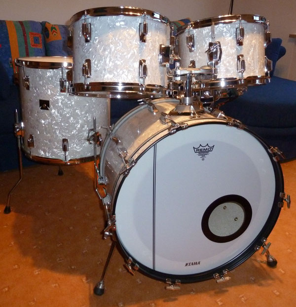 Tama Imperialstar 1982 22"12"13"16" in White Marine Pearl