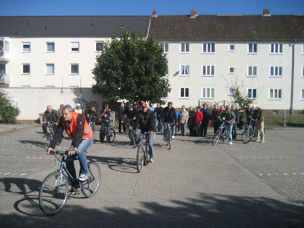 Start bei der Rundfahrt 2012