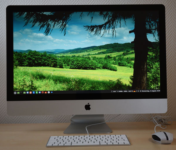 iMac mit dem Betriebssystem Linux Mint 21.1 Cinnamon (ohne Cherry-Mouse)