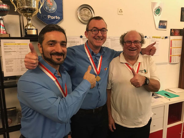 vlnr: Nebi (Bronze), Gregi (Gold), Heinz (Silber)