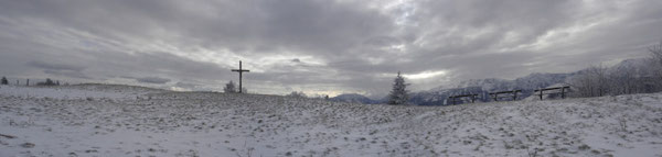 ... was für ein Ausblick hier oben von der Schobersteinhütte. Genial oder ?