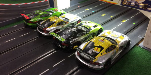 Von Rechts nach Links: Woody, Simon, Sammy und Markus