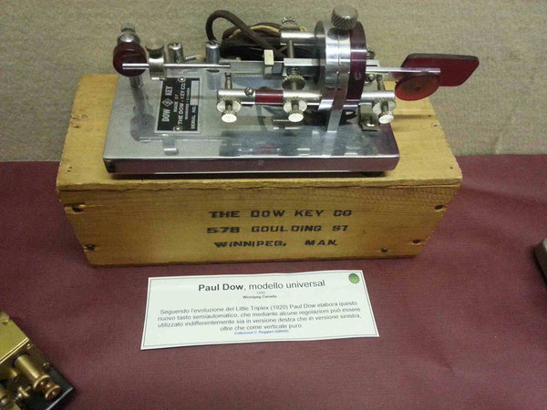 Dow Key, Universal model. Canada 1949