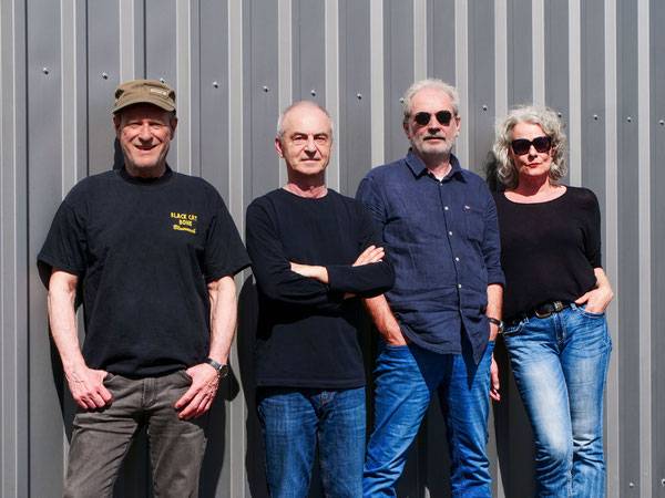 Bereits seit 1979 ist Black Cat Bone unterwegs und gilt zu den Urgesteinen der deutschen Blues-Szene. Bis zum Jahresende tritt die Tübinger Band unter anderem in Stuttgart und im Glemser "Hirsch" auf. Foto: Gunter Richter