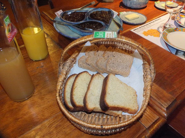 Un copieux petit déjeuner bio, copieux et énergétique pour bien démarrer la journée