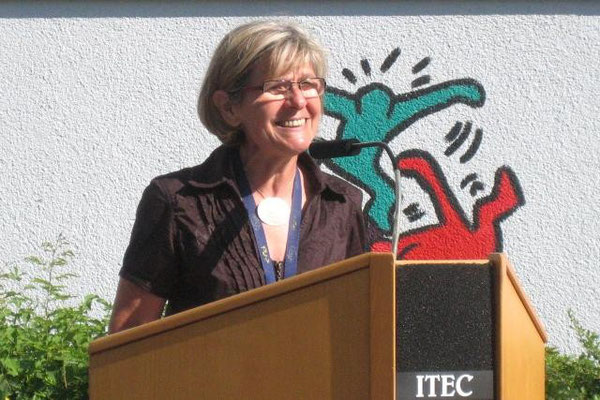 Konrektorin Rita Ulm bei ihrer Begrüßungsansprache