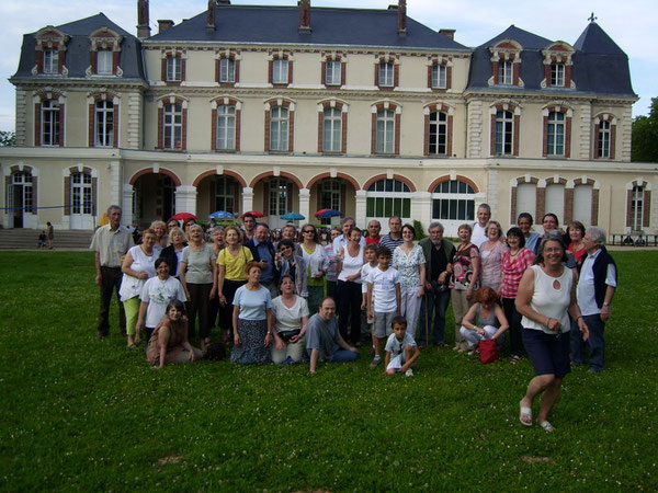 Jeannine à droite aux côtés de ses amies Arianne et Nadine.