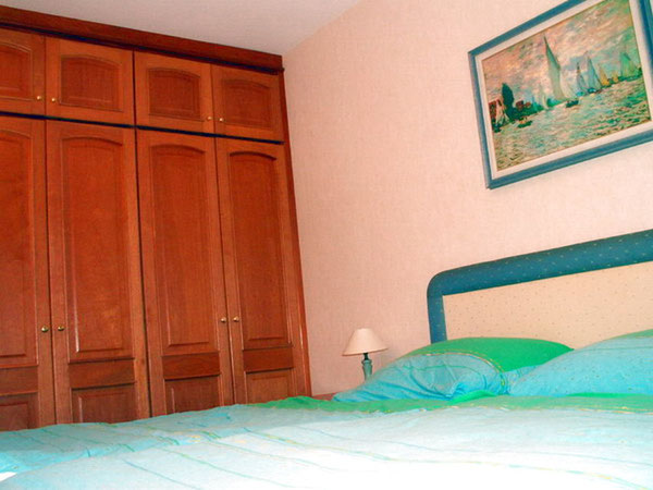 Schlafzimmerschrank