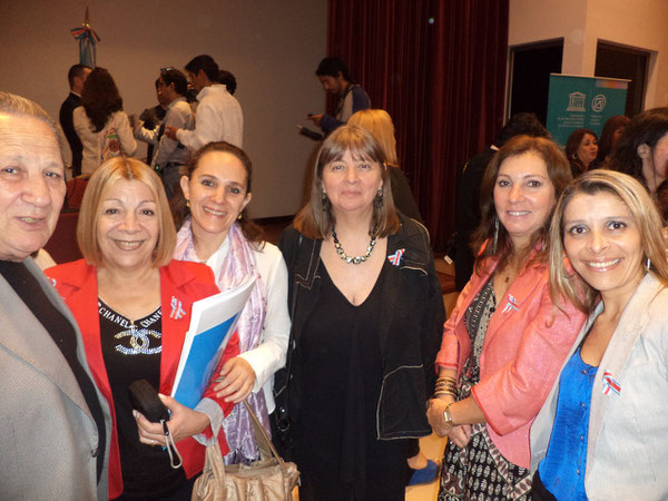 Con Celia Blanco, en representacion de la comunidad Tango de Argentina, Formadoras de los talleres de Argentina y Colombia y la representante de UNESCO Montevideo