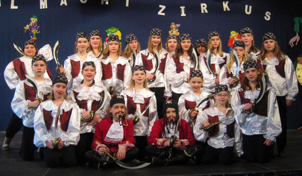 Saison 2010/2011 Fesche Teens Motto: Piraten