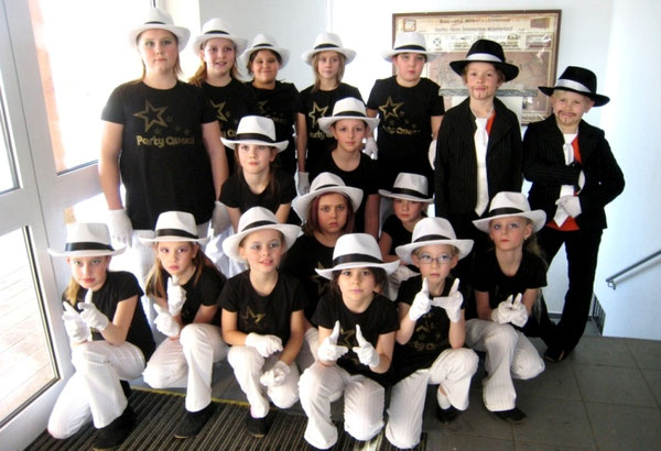 Saison 2009/2010 Fesche Teens Motto "Gangster"