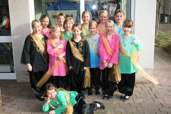 Saison 2007/2008 Fesche Teens Motto: Orient