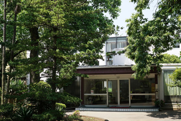 額田医学生物学研究所付属病院入口