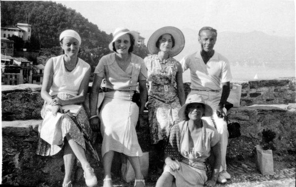 MSI Collection - Portofino, Italy ; Delia is seated next to Quentin