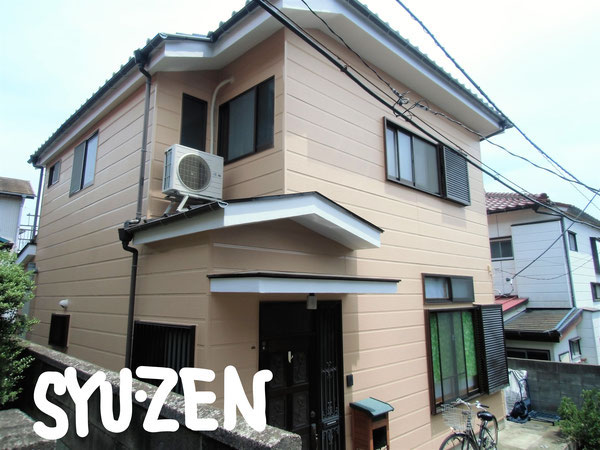 横浜市中区簑沢周辺。 ○○様邸の外壁塗装。ブロンズのサッシとバランスが良いですね。