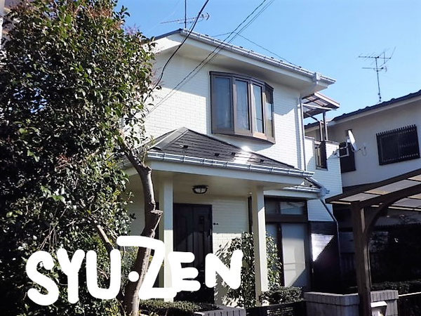 横浜市中区西竹之丸。外壁塗装と屋根塗装。外壁は白系、屋根は黒。塗装の王道ですね。