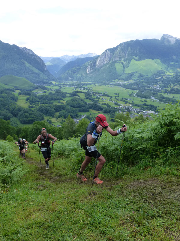 Le Trail dans le "mur" à l'approche de la Table d'Orientation