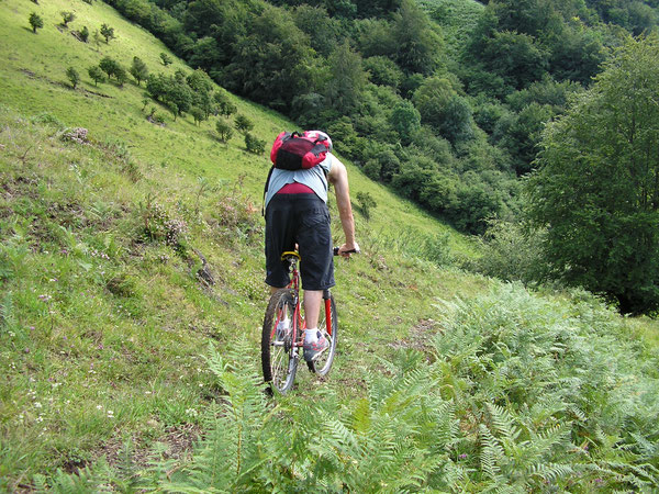 Du sentier muletier pyrénéen comme on l'aime en vélo tout terrain !