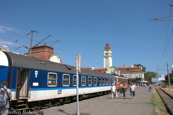 CD - WLAB 51 54 70-80 217-1 als Kurswagen (No.377) Praha-Burgas kurz nach der Ankunft in Burgas (07.09.2012)