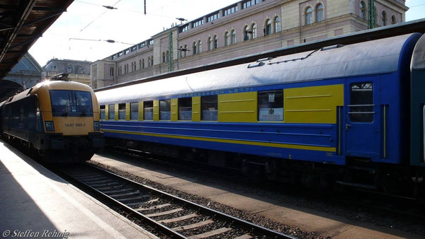 Kurswagen Budapest-Lviv im G16 "TISZA" in Budapest Keleti (Juni 2007)