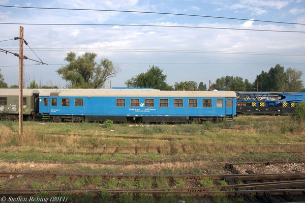 Uak-zz 80 72 925 039-9 in Beograd (17. Juli 2011)