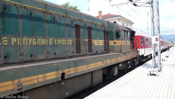 B 490 "Balkan Express" im Grenzbahnhof Dimitrovgrad Jz (Juni 2007)