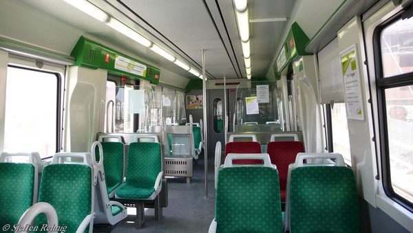 ....mit ihren neuen (Straßenbahn-) Fahrzeugen