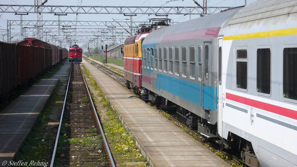 B 412 "Nikola Tesla" Beograd - Zagreb in Sid (Serbien)