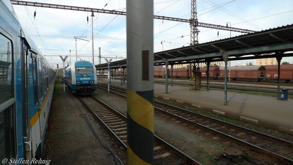 Ausfahrt aus Plzen, unsere alte Zuglok